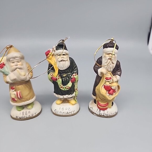 Vintage Ceramic Santa Claus 4” figurines “Around the World” Lot Of 3 Collectible - Picture 1 of 3